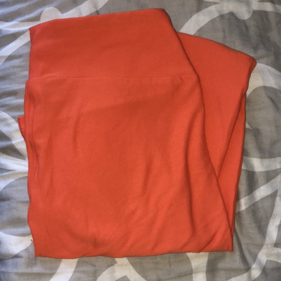 NWOT LuLaRoe OS Leggings - Picture 3 of 3